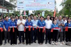 Xã Hòa Long: Khánh thành công trình Thắp sáng đường quê ấp Long Bửu