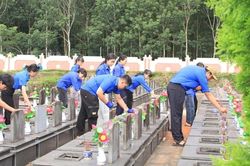 Xã Đak Đoa tổ chức nhiều hoạt động tri ân nhân Ngày Thương binh - Liệt sĩ