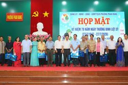 Phường Phan Rang họp mặt kỷ niệm 79 năm ng&agrave;y Thương binh - Liệt sĩ