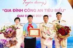 Gia đình công an tiêu biểu
