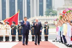 Tổng thống Putin dẫn đầu đoàn đại biểu Nga tham dự Hội nghị cấp cao APEC tại Trung Quốc