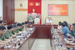 Công an tỉnh tổ chức Hội nghị cung cấp thông tin, tuyên truyền và lấy ý kiến về các dự án luật, nghị quyết do Bộ Công an chủ trì soạn thảo