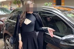 Chiều 23/7, x&eacute;t xử người phụ nữ c&agrave;o xước &ocirc; t&ocirc; Mercedes đỗ trước cửa nh&agrave;