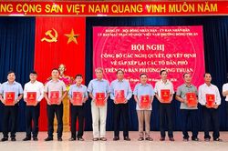 Tạo chuyển biến trong c&ocirc;ng t&aacute;c x&acirc;y dựng Đảng