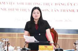 Phó Chủ tịch UBND tỉnh Nguyễn Thị Loan làm việc với 5 xã về nhiệm vụ phát triển kinh tế - xã hội