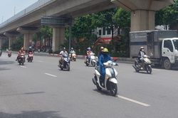 Hà Nội ngày nắng, chiều tối đề phòng mưa dông