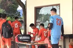 Đội tuyển Việt Nam tích cực tập luyện tại Thái Lan
