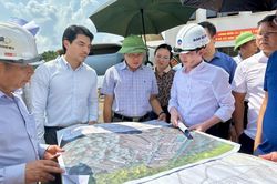 Chủ nhiệm Ủy ban Kiểm tra Tỉnh ủy Đỗ Văn Thắng kiểm tra tiến độ xây dựng Trường Phổ thông nội trú Tiểu học và THCS Trà Lĩnh