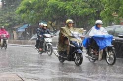 Thời tiết ngày 22/7: Bắc bộ mưa to về chiều tối, Trung bộ nắng nóng gay gắt