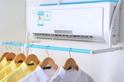 Phơi quần áo trong phòng điều hòa: Giải pháp hữu ích hay thói quen gây tốn điện?