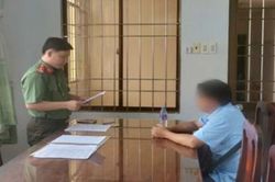 Bị phạt 7,5 triệu đồng v&igrave; chia sẻ th&ocirc;ng tin của đối tượng phản động