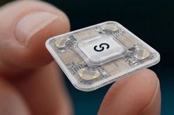 Máy tính lượng tử kim cương đầu tiên vượt mốc 100 qubit ra mắt tại Đức