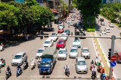 Thời tiết H&agrave; Nội h&ocirc;m nay 22/7: Ng&agrave;y nắng n&oacute;ng, chiều tối c&oacute; thể mưa d&ocirc;ng