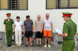 Khởi tố thêm 4 kẻ liên quan đường đây buôn lậu kim cương xuyên quốc gia