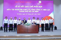 EVNHCMC và Becamex phát triển hạ tầng năng lượng cho khu công nghiệp thế hệ mới