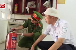 Đội Chữa ch&aacute;y v&agrave; CNCH khu vực số 12 bảo đảm an to&agrave;n PCCC tại bến xe