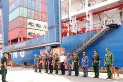 TP Hồ Chí Minh: Biên phòng cửa khẩu cảng xử lý gần 70 vụ vi phạm pháp luật