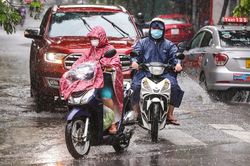 Thời tiết hôm nay 23.7: Bắc Bộ mưa dông, cục bộ có nơi mưa to