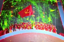 Tổ chức chương trình nghệ thuật đặc biệt 'Mãi mãi tuổi 20' tri ân các Anh hùng liệt sĩ