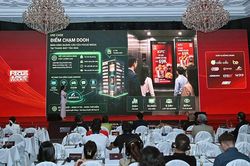 N&acirc;ng cấp c&ocirc;ng nghệ truyền th&ocirc;ng quảng c&aacute;o trong thang m&aacute;y