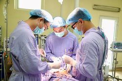 Người đàn ông mắc ung thư phổi dù đã bỏ thuốc lào 3 năm