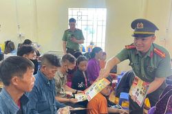 Nâng cao nhận thức pháp luật cho người dân vùng cao Lũng Phìn