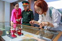 Diễn đàn văn hóa: 'Thanh xuân gửi lại' từ những điều bình dị