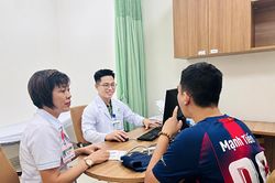 Những người lính áo trắng trên mặt trận thầm lặng