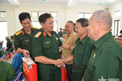 Đoàn công tác Quân ủy Trung ương, Bộ Quốc phòng tri ân tại tỉnh Thái Nguyên