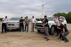 [GALLERY] Toyota Land Cruiser thế hệ mới lộ diện, có thể là SUV thuần điện