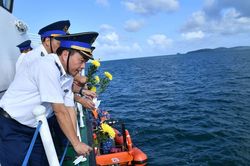 Th&aacute;ng Bảy tri &acirc;n tr&ecirc;n v&ugrave;ng biển T&acirc;y Nam Tổ quốc
