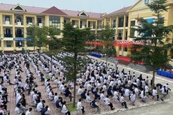 Ph&uacute; Thọ hướng dẫn tạm thời sắp xếp trường học c&ocirc;ng lập