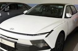 Hyundai Elantra 2027 bản tiêu chuẩn lộ diện tại Hàn Quốc