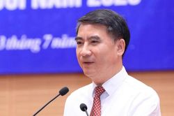 Lãnh đạo Hà Nội: 'Nộp thuế chậm thì các anh phạt, thuế chậm hoàn thì chẳng ai phạt'