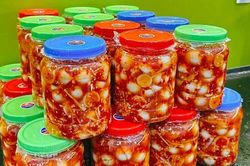 Cách muối cà pháo trắng giòn ngon, không bị nổi váng