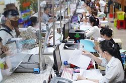 Bộ Nội vụ giải đáp cách tính 5 năm công tác khi tiếp nhận viên chức vào làm công chức