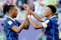 Real Madrid chiêu mộ ngay Michael Olise giá 222 triệu euro