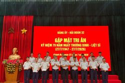 Hải đo&agrave;n 32 tri &acirc;n người c&oacute; c&ocirc;ng nh&acirc;n Ng&agrave;y Thương binh - Liệt sĩ