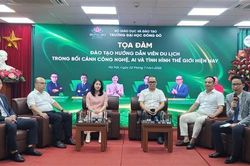 Hướng dẫn viên du lịch thích ứng với xu hướng phát triển công nghệ, AI