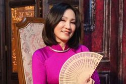 Nghệ sĩ Hồng Đào báo tin vui ở tuổi 64