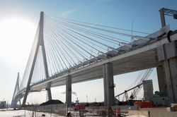 Canada hủy bỏ lễ kh&aacute;nh th&agrave;nh c&acirc;y cầu chung với Mỹ