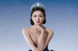 Á hậu Minh Kiên kỷ niệm cột mốc 3 năm đăng quang