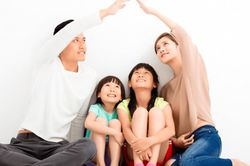 Diễn đàn tháng 7: Cần giảm gánh nặng nuôi dạy con trong xã hội hiện đại nhiều áp lực