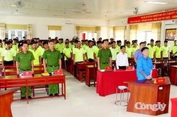 Xét xử lưu động, tuyên truyền phòng chống ma túy