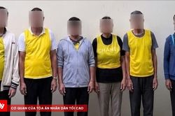 Nhóm đối tượng người nước ngoài dàn cảnh đánh bài để lừa đảo khách du lịch