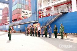 Biên phòng Cửa khẩu cảng TP.HCM xử lý 67 vụ vi phạm