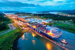 Mực nước kênh đào Panama xuống thấp, đe dọa thương mại toàn cầu