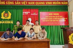 Gia Lai: 139 doanh nghiệp, chủ xe vận tải hàng hóa ký cam kết chấp hành pháp luật về ATGT