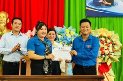 Ra quân 15 đội hình 'Bình dân học vụ số' hỗ trợ người dân phường Quy Nhơn Nam chuyển đổi số