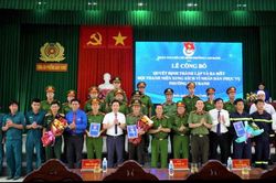 Phường Cam Ranh ra mắt 'Đội Thanh ni&ecirc;n xung k&iacute;ch v&igrave; Nh&acirc;n d&acirc;n phục vụ'